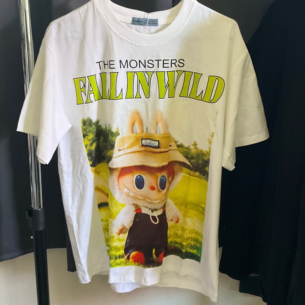 Pull&Bear White 'The Monsters Fall in Wild' Graphic Tee